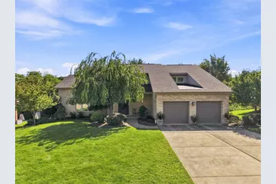 106 Sandlewood Dr, Cecil, PA 15057 - Photo 1