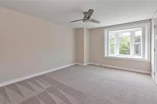 10022 Oakridge Dr, Pittsburgh, PA 15090 - Photo 23