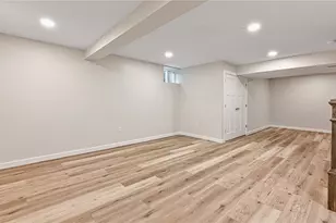 10022 Oakridge Dr, Pittsburgh, PA 15090 - Photo 27