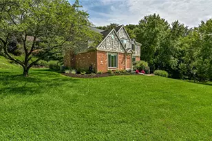 10022 Oakridge Dr, Pittsburgh, PA 15090 - Photo 29