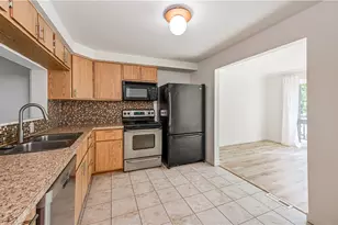 261 Elm Ct, Ross Twp, PA 15237 - Photo 5