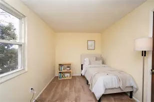 1007 Willow Glen Dr, Bethel Park, PA 15102 - Photo 15