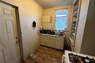 106 Meadow St, Duquesne, PA 15110 - Photo 7