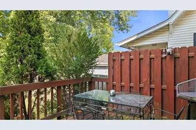 225 E Meyer Ave, New Castle, PA 16105 - Photo 41
