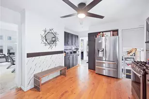225 E Meyer Ave, New Castle, PA 16105 - Photo 13