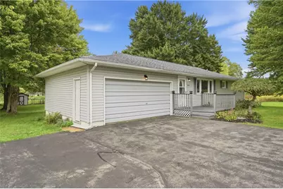 3825 Morefield Rd, Hermitage, PA 16148 - Photo 3