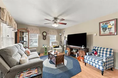 305 E 3rd St, Derry Boro, PA 15627 - Photo 9
