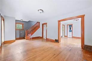 266 Jefferson Ave, Sharon, PA 16146 - Photo 5
