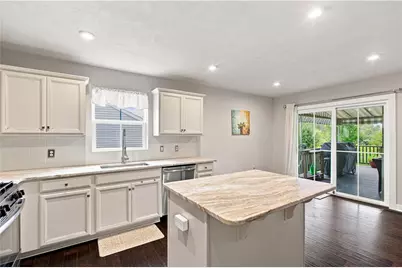 305 Brandi Lynn Ln, Forward Township, PA 16033 - Photo 9