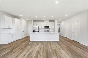 1005 Darcy Dr, Middlesex Township, PA 16059 - Photo 7