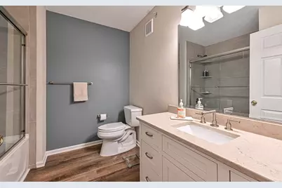 2101 Lenox Oval, Ross Twp, PA 15237 - Photo 13