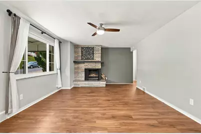 321 E Garden Rd, Pittsburgh, PA 15227 - Photo 5