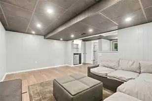 321 E Garden Rd, Pittsburgh, PA 15227 - Photo 21