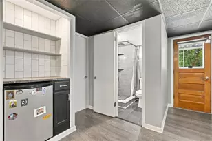 321 E Garden Rd, Pittsburgh, PA 15227 - Photo 23