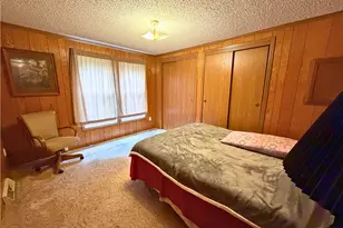1551 Lee Ln, Grove City Boro, PA 16127 - Photo 11