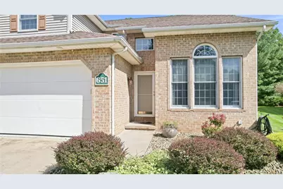 651 Chesapeake Ct, Hermitage, PA 16148 - Photo 3