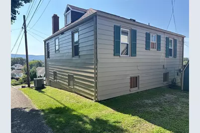 1710 Raymond Ave, Latrobe, PA 15650 - Photo 27