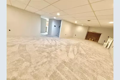 25 W Elizabeth St, Neshannock Township, PA 16105 - Photo 27