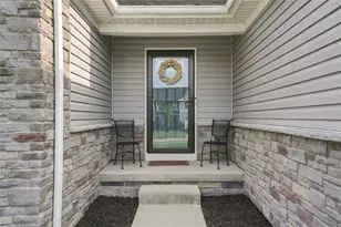 213 Smith, Chippewa Township, PA 15010 - Photo 3
