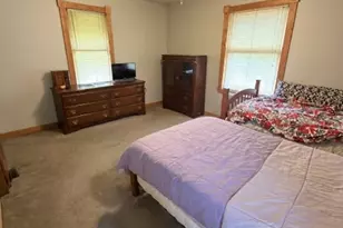 1113 Federal St, Farrell, PA 16121 - Photo 9