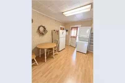 1113 Federal St, Farrell, PA 16121 - Photo 3