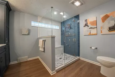 990 El Rancho Dr, Green Tree, PA 15220 - Photo 19