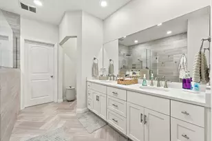 203 Torrey Pine Dr, Adams Township, PA 16046 - Photo 25