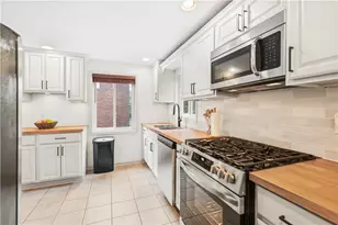 3949 Meadowbrook Blvd, Pittsburgh, PA 15227 - Photo 25