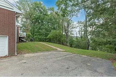 4940 Northlawn Circle, Murrysville, PA 15668 - Photo 5