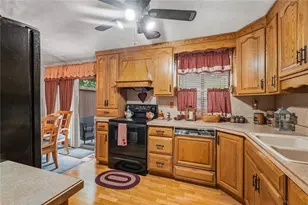 6119 Chatham Dr, Hopewell Township, PA 15001 - Photo 7