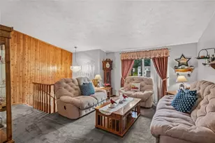 6119 Chatham Dr, Hopewell Township, PA 15001 - Photo 5