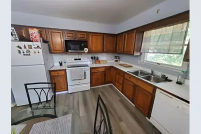 304 McCombs Cir, Union Township, PA 16101 - Photo 9