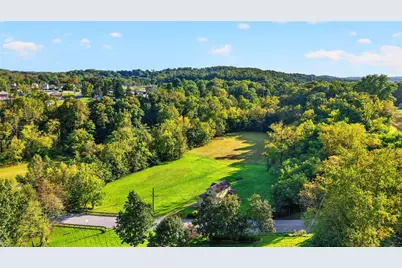 513 Greenhills, Sewickley Township, PA 15637 - Photo 13