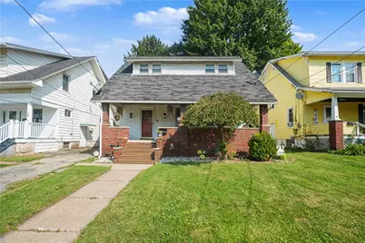 16 W Moody Ave, New Castle, PA 16101 - Photo 3