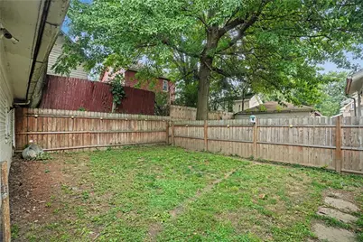 16 W Moody Ave, New Castle, PA 16101 - Photo 21