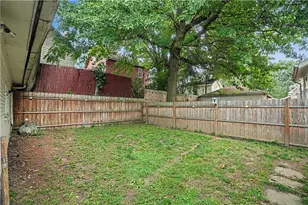 16 W Moody Ave, New Castle, PA 16101 - Photo 21