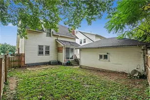 16 W Moody Ave, New Castle, PA 16101 - Photo 23