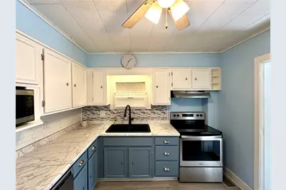 136 E Sheridan Ave, New Castle, PA 16105 - Photo 13