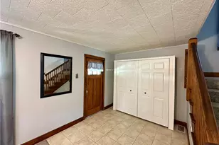 136 E Sheridan Ave, New Castle, PA 16105 - Photo 3