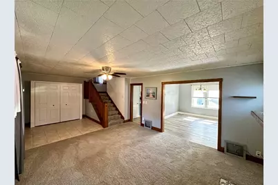 136 E Sheridan Ave, New Castle, PA 16105 - Photo 5