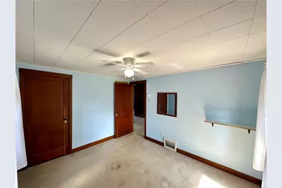 136 E Sheridan Ave, New Castle, PA 16105 - Photo 23