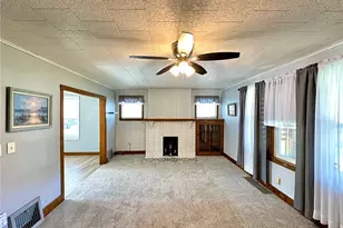 136 E Sheridan Ave, New Castle, PA 16105 - Photo 7