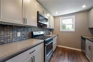 18 Charlton St, Pittsburgh, PA 15205 - Photo 13