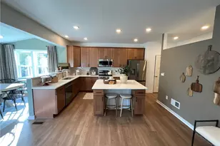 111 Silver Ridge Dr, Cecil, PA 15057 - Photo 7