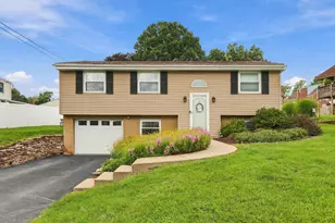 1517 Fernledge Dr, Pittsburgh, PA 15101 - Photo 1