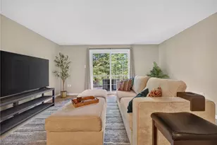 609 Westchester Dr, Pittsburgh, PA 15090 - Photo 9
