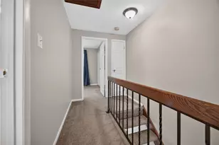 609 Westchester Dr, Pittsburgh, PA 15090 - Photo 17
