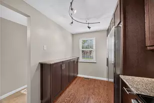 609 Westchester Dr, Pittsburgh, PA 15090 - Photo 7