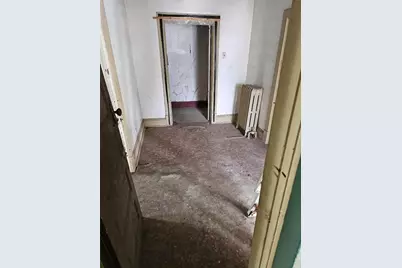 300 Longfellow, Vandergrift, PA 15690 - Photo 21