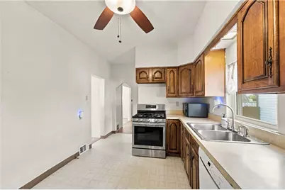 410 Center Ave, Carnegie, PA 15106 - Photo 15